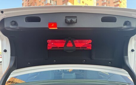 Mercedes-Benz E-Класс, 2013 год, 2 000 000 рублей, 27 фотография