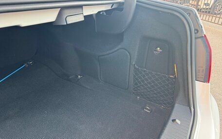Mercedes-Benz E-Класс, 2013 год, 2 000 000 рублей, 29 фотография