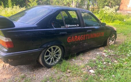 BMW 3 серия, 1994 год, 550 000 рублей, 5 фотография