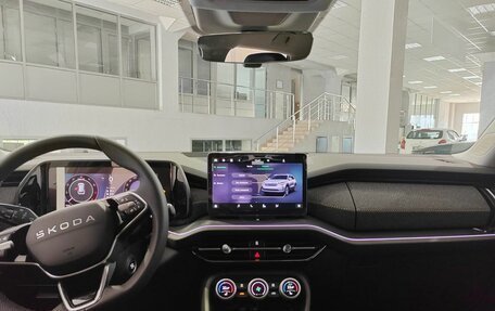 Skoda Kodiaq, 2025 год, 4 499 000 рублей, 9 фотография