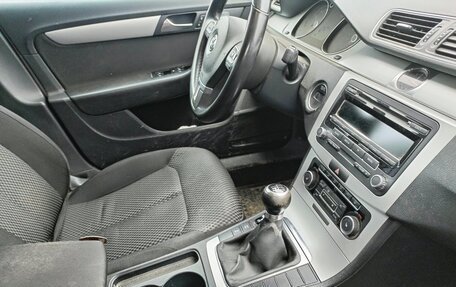 Volkswagen Passat B7, 2011 год, 954 000 рублей, 19 фотография