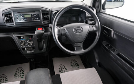 Daihatsu Mira e:S II, 2019 год, 739 000 рублей, 9 фотография