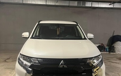 Mitsubishi Outlander III рестайлинг 3, 2021 год, 2 450 000 рублей, 1 фотография
