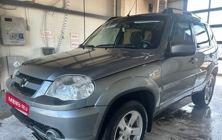 Chevrolet Niva I рестайлинг, 2015 год, 640 000 рублей, 1 фотография