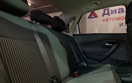 Volkswagen Polo VI (EU Market), 2013 год, 645 000 рублей, 19 фотография