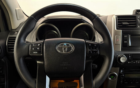 Toyota Land Cruiser Prado 150 рестайлинг 2, 2011 год, 2 589 000 рублей, 7 фотография