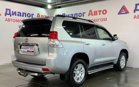 Toyota Land Cruiser Prado 150 рестайлинг 2, 2011 год, 2 589 000 рублей, 3 фотография