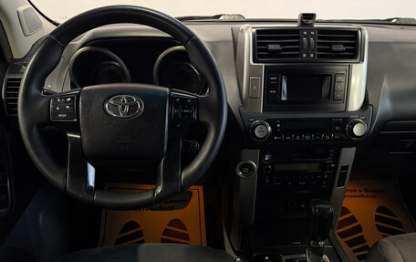 Toyota Land Cruiser Prado 150 рестайлинг 2, 2011 год, 2 589 000 рублей, 6 фотография