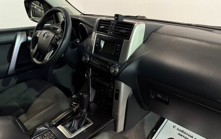 Toyota Land Cruiser Prado 150 рестайлинг 2, 2011 год, 2 589 000 рублей, 8 фотография