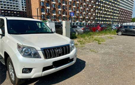 Toyota Land Cruiser Prado 150 рестайлинг 2, 2012 год, 2 480 000 рублей, 2 фотография