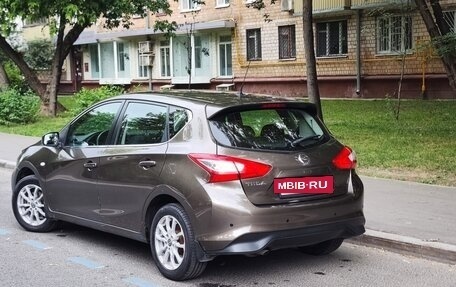 Nissan Tiida, 2015 год, 880 000 рублей, 5 фотография