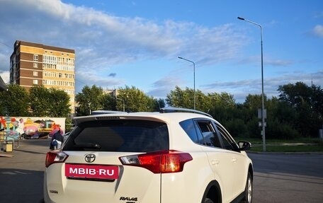 Toyota RAV4, 2013 год, 1 950 000 рублей, 3 фотография