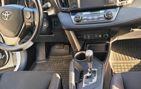 Toyota RAV4, 2013 год, 1 950 000 рублей, 7 фотография