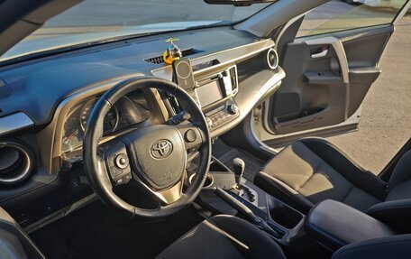 Toyota RAV4, 2013 год, 1 950 000 рублей, 9 фотография