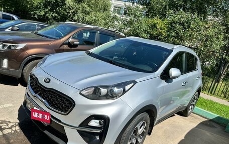 KIA Sportage IV рестайлинг, 2018 год, 2 039 000 рублей, 5 фотография