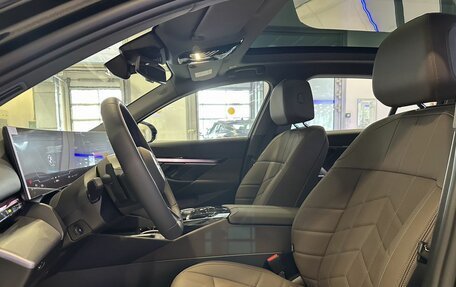 BMW 5 серия, 2025 год, 8 600 000 рублей, 11 фотография