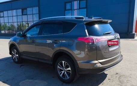 Toyota RAV4, 2016 год, 1 950 000 рублей, 4 фотография
