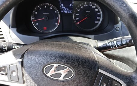Hyundai Solaris II рестайлинг, 2011 год, 750 000 рублей, 7 фотография