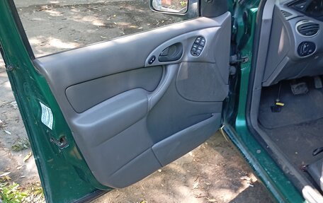 Ford Focus IV, 2002 год, 250 000 рублей, 12 фотография
