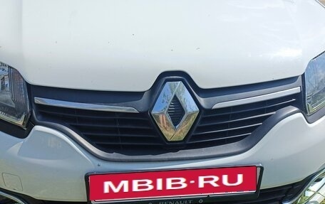 Renault Logan II, 2018 год, 1 100 000 рублей, 4 фотография
