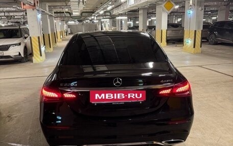 Mercedes-Benz E-Класс, 2021 год, 4 850 000 рублей, 2 фотография