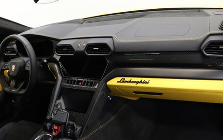 Lamborghini Urus I, 2023 год, 35 900 000 рублей, 12 фотография
