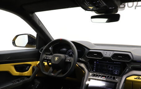 Lamborghini Urus I, 2023 год, 35 900 000 рублей, 11 фотография