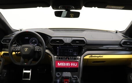 Lamborghini Urus I, 2023 год, 35 900 000 рублей, 9 фотография