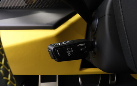 Lamborghini Urus I, 2023 год, 35 900 000 рублей, 25 фотография