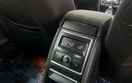 Skoda Superb III рестайлинг, 2010 год, 730 000 рублей, 11 фотография