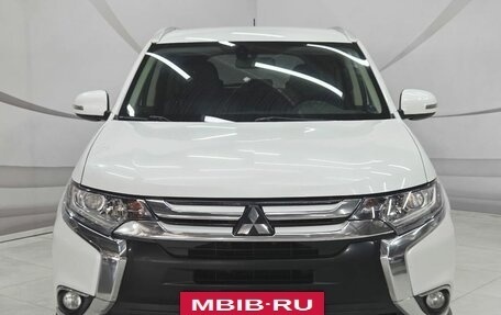 Mitsubishi Outlander III рестайлинг 3, 2015 год, 1 680 000 рублей, 2 фотография