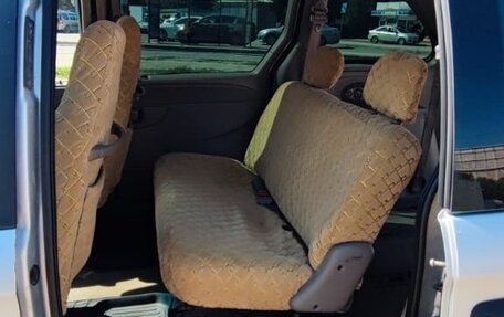 Chrysler Voyager IV, 2001 год, 300 000 рублей, 11 фотография