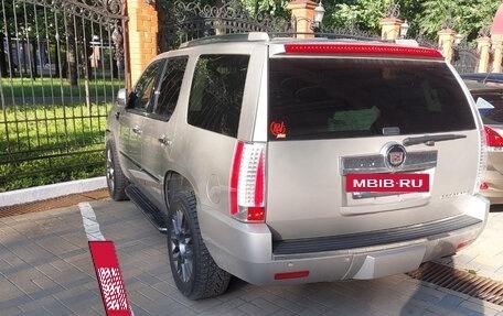 Cadillac Escalade III, 2008 год, 2 300 000 рублей, 3 фотография