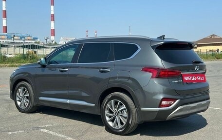Hyundai Santa Fe IV, 2018 год, 1 990 000 рублей, 6 фотография