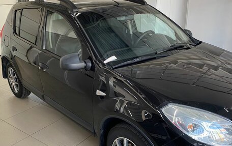 Renault Sandero I, 2011 год, 518 000 рублей, 2 фотография