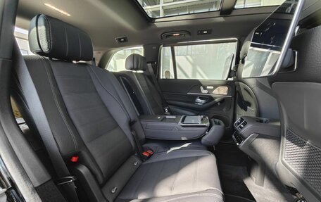 Mercedes-Benz GLS, 2024 год, 16 590 000 рублей, 29 фотография