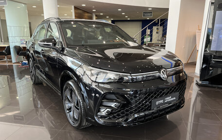 Volkswagen Tiguan, 2025 год, 4 957 000 рублей, 7 фотография