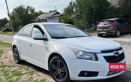 Chevrolet Cruze II, 2010 год, 550 000 рублей, 2 фотография