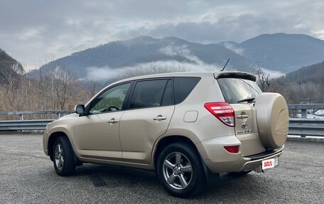 Toyota RAV4, 2012 год, 1 300 000 рублей, 4 фотография
