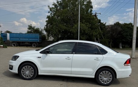 Volkswagen Polo VI (EU Market), 2017 год, 640 000 рублей, 3 фотография