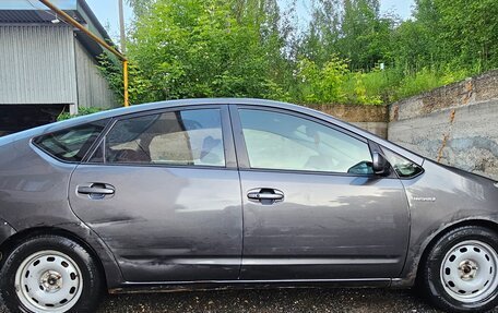 Toyota Prius, 2008 год, 600 000 рублей, 12 фотография