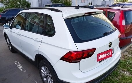 Volkswagen Tiguan II, 2021 год, 2 590 000 рублей, 4 фотография