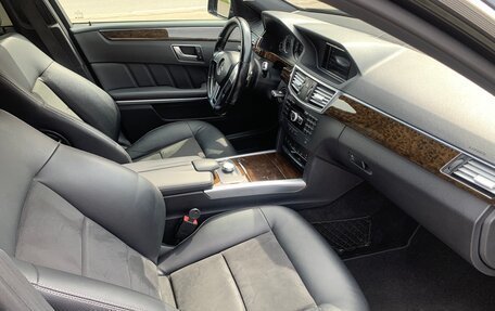 Mercedes-Benz E-Класс, 2012 год, 1 550 000 рублей, 10 фотография
