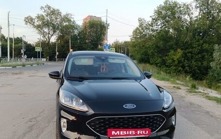 Ford Escape, 2020 год, 1 960 000 рублей, 6 фотография