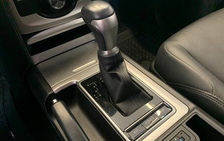 Toyota Land Cruiser Prado 150 рестайлинг 2, 2021 год, 6 600 000 рублей, 17 фотография