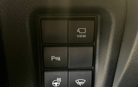 Toyota Land Cruiser Prado 150 рестайлинг 2, 2021 год, 6 600 000 рублей, 20 фотография