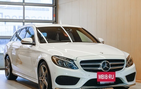 Mercedes-Benz C-Класс, 2016 год, 1 900 000 рублей, 2 фотография
