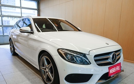 Mercedes-Benz C-Класс, 2016 год, 1 900 000 рублей, 3 фотография