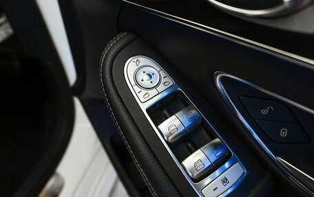 Mercedes-Benz C-Класс, 2016 год, 1 900 000 рублей, 32 фотография