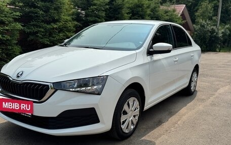 Skoda Rapid II, 2023 год, 1 678 000 рублей, 2 фотография